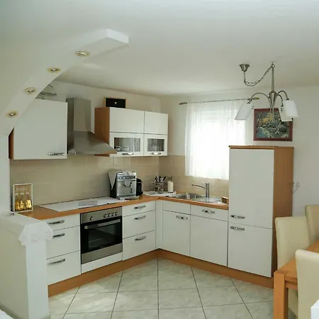 Adrian-apartments-51511-malinska-otok-krk Primorska 21 Apartment Malinska