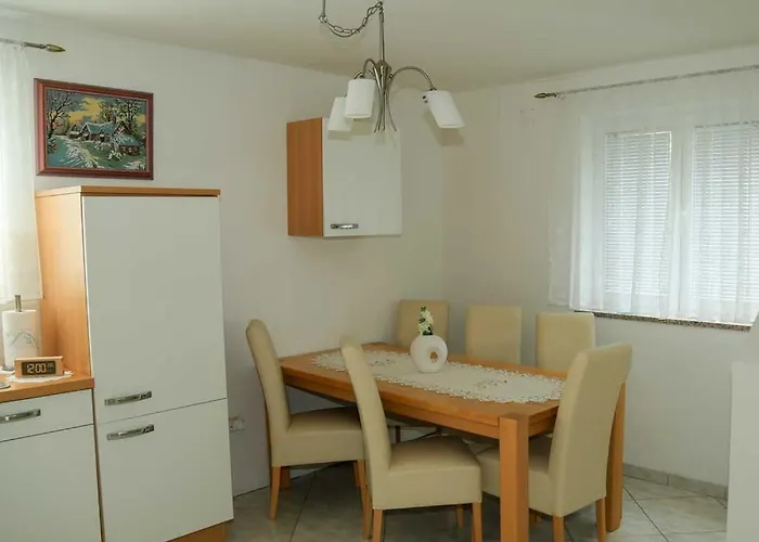 Adrian-apartments-51511-malinska-otok-krk Primorska 21