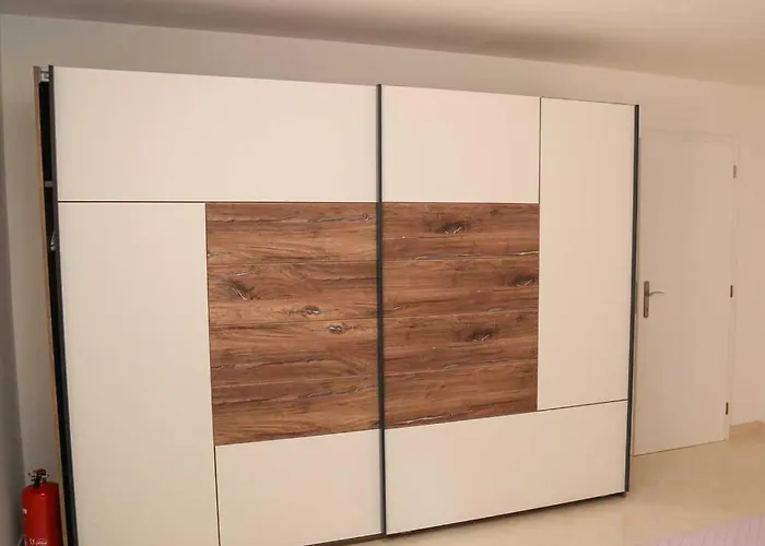 Adrian-apartments-51511-malinska-otok-krk Primorska 21 * מאלינסקה