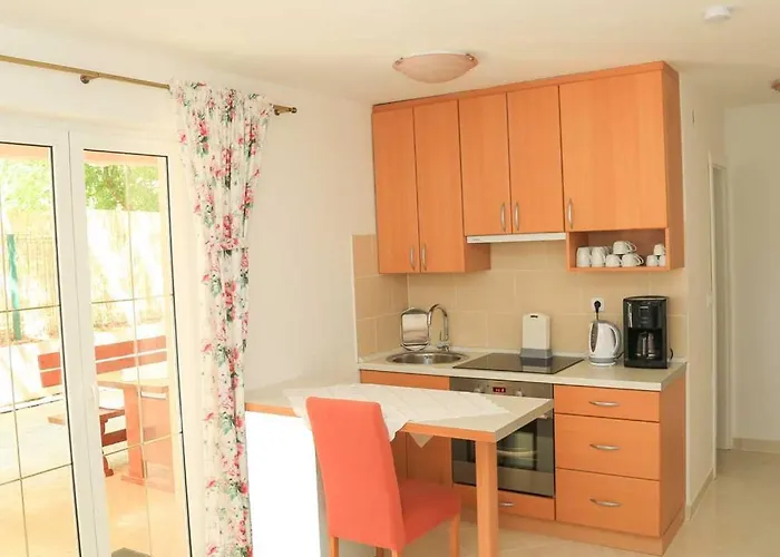 Adrian-apartments-51511-malinska-otok-krk Primorska 21 דירה *