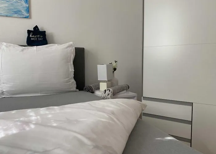 Adrian-apartments-51511-malinska-otok-krk Primorska 21 * מאלינסקה
